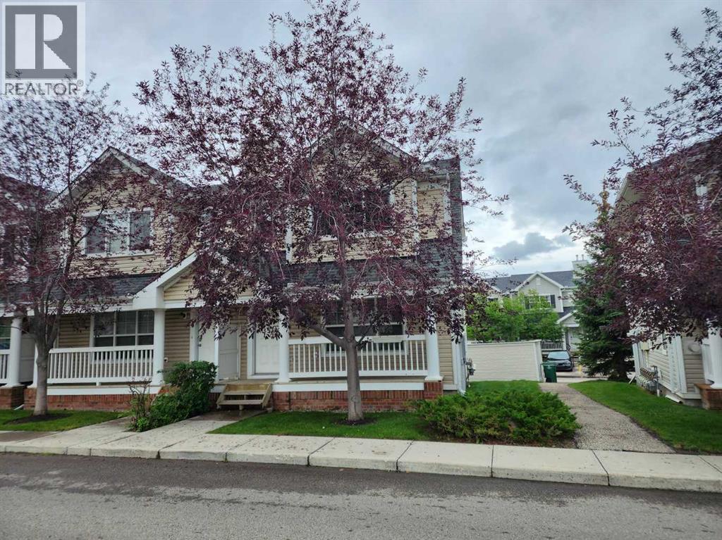 Single Family House for Sale in  Country Village Gate NE Country Hills Village Calgary 