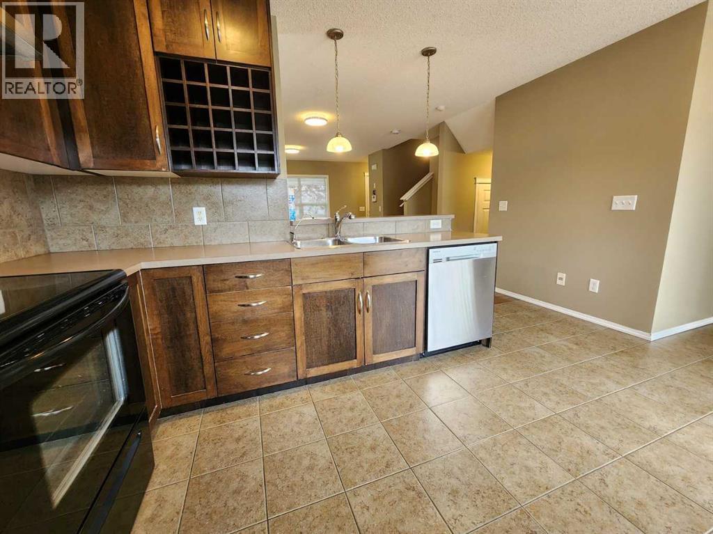 Single Family House for Sale in  Country Village Gate NE Country Hills Village Calgary 