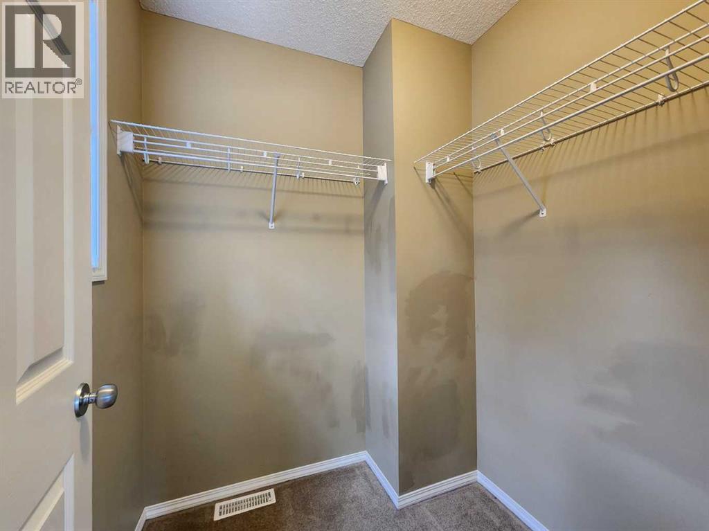 Single Family House for Sale in  Country Village Gate NE Country Hills Village Calgary 