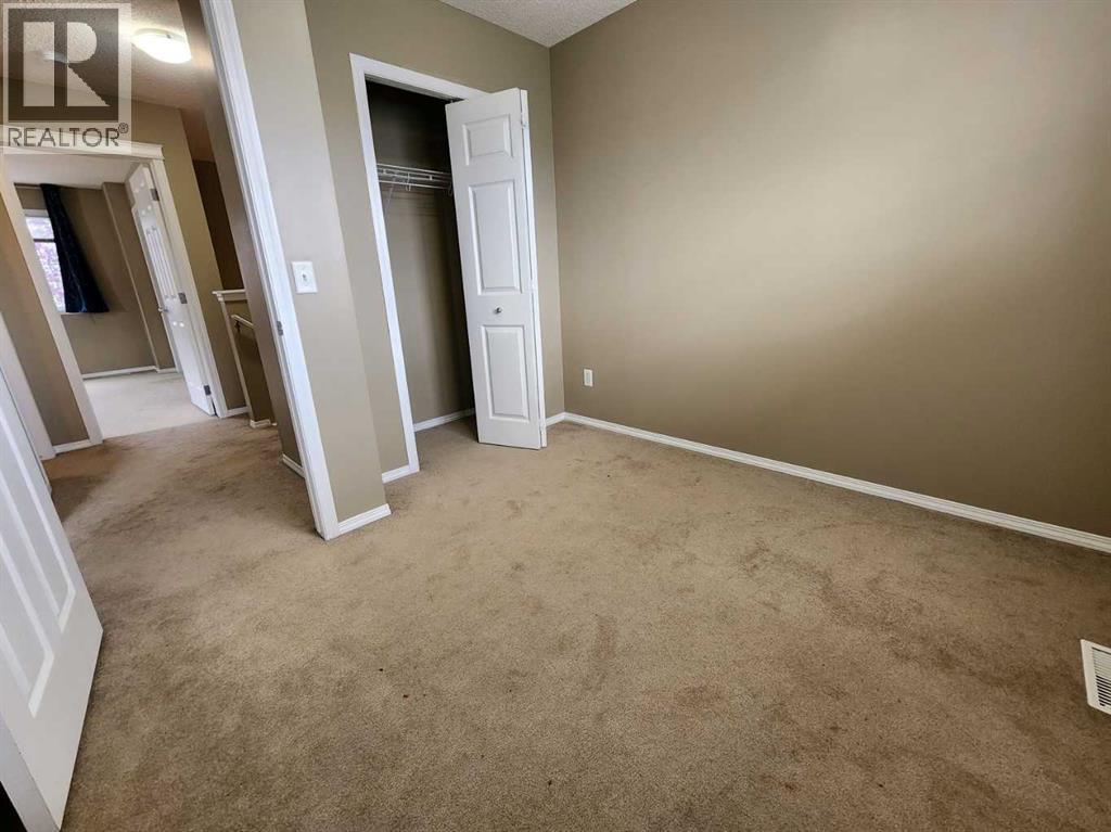 Single Family House for Sale in  Country Village Gate NE Country Hills Village Calgary 