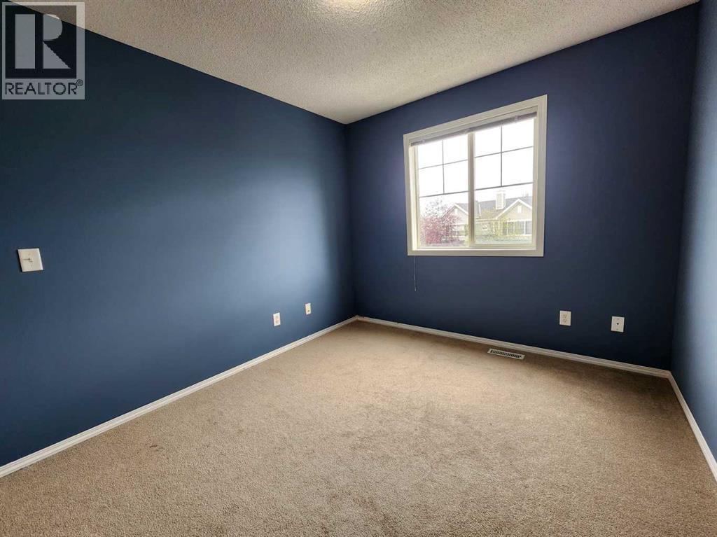 Single Family House for Sale in  Country Village Gate NE Country Hills Village Calgary 