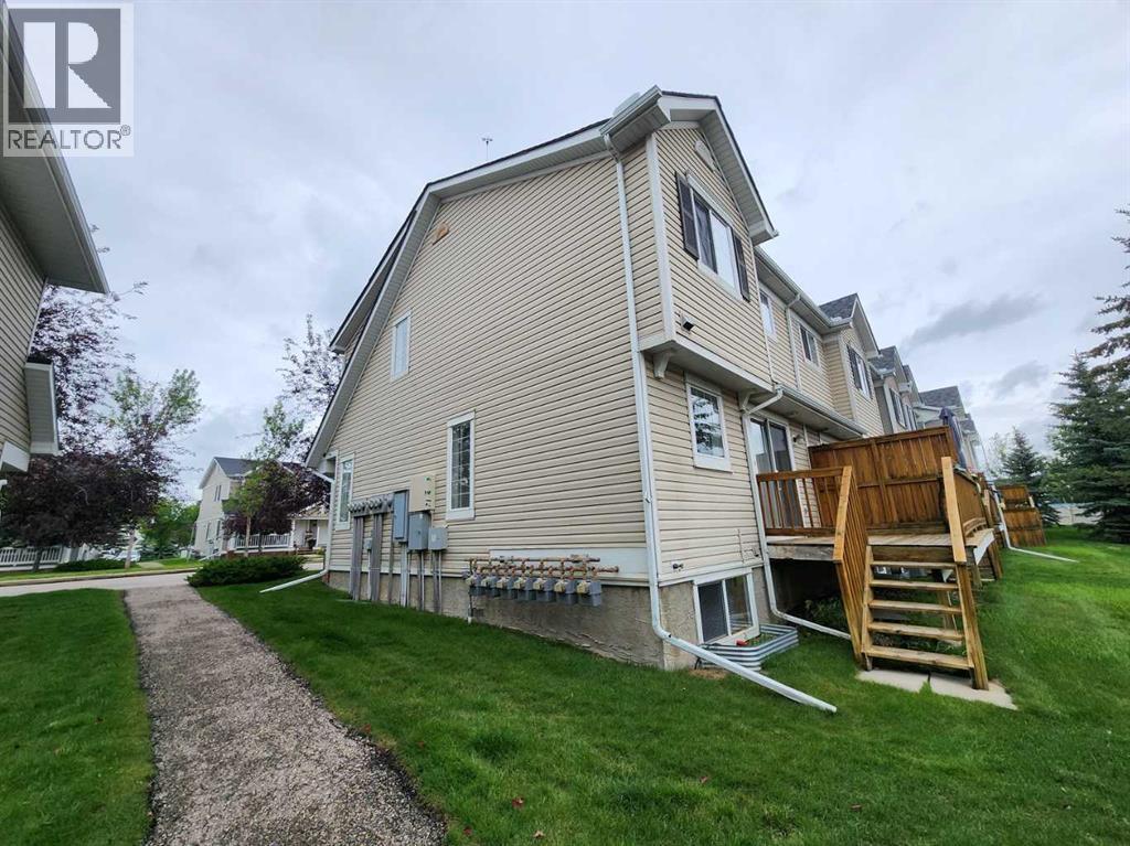 Single Family House for Sale in  Country Village Gate NE Country Hills Village Calgary 