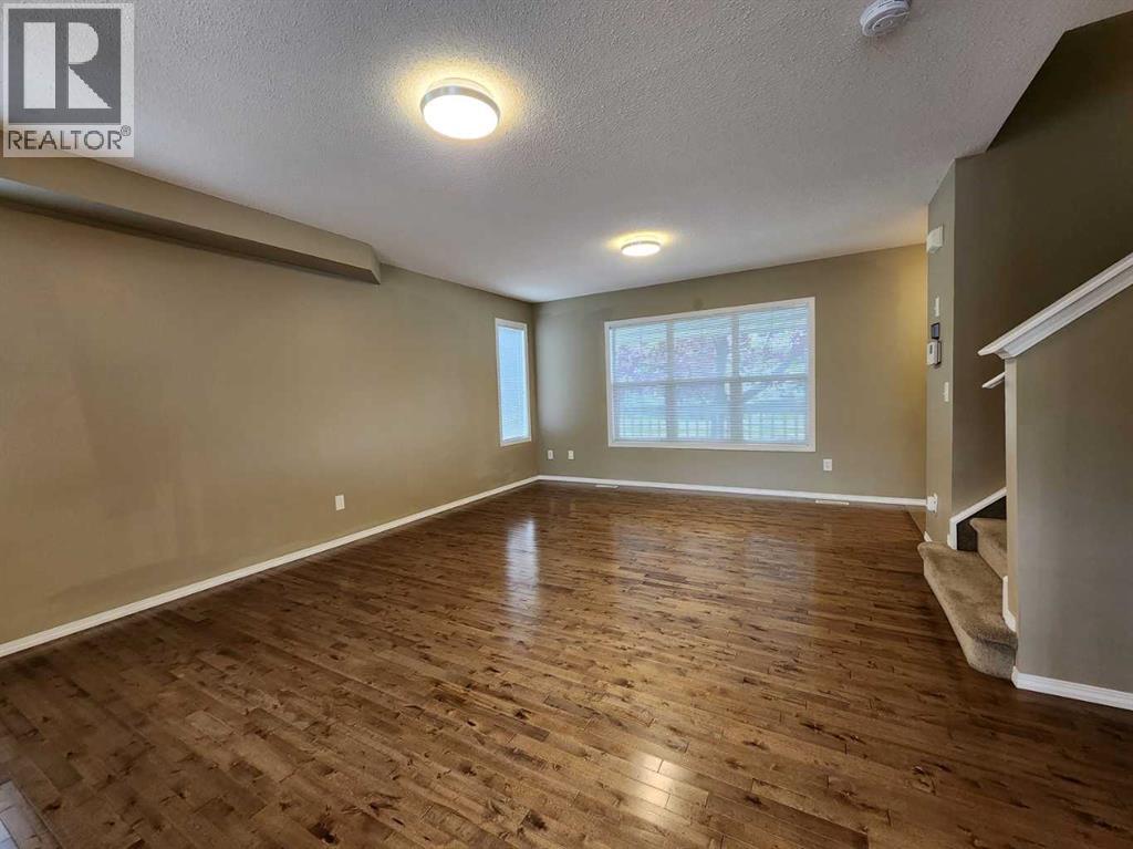 Single Family House for Sale in  Country Village Gate NE Country Hills Village Calgary 