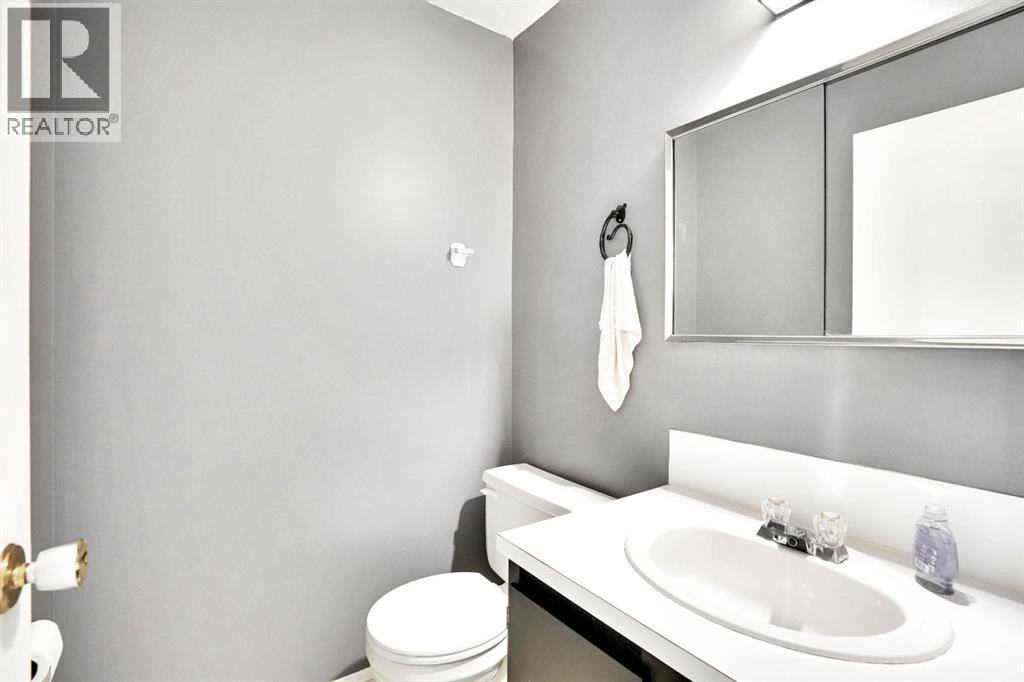 Single Family House for Sale in   Bermuda Drive NW Beddington Heights Calgary 
