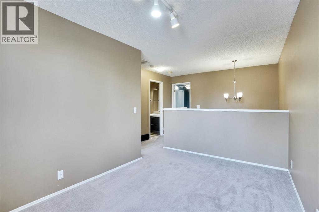 Single Family House for Sale in   Bermuda Drive NW Beddington Heights Calgary 