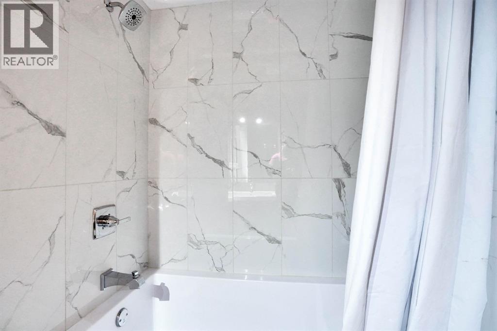 Single Family House for Sale in   Bermuda Drive NW Beddington Heights Calgary 