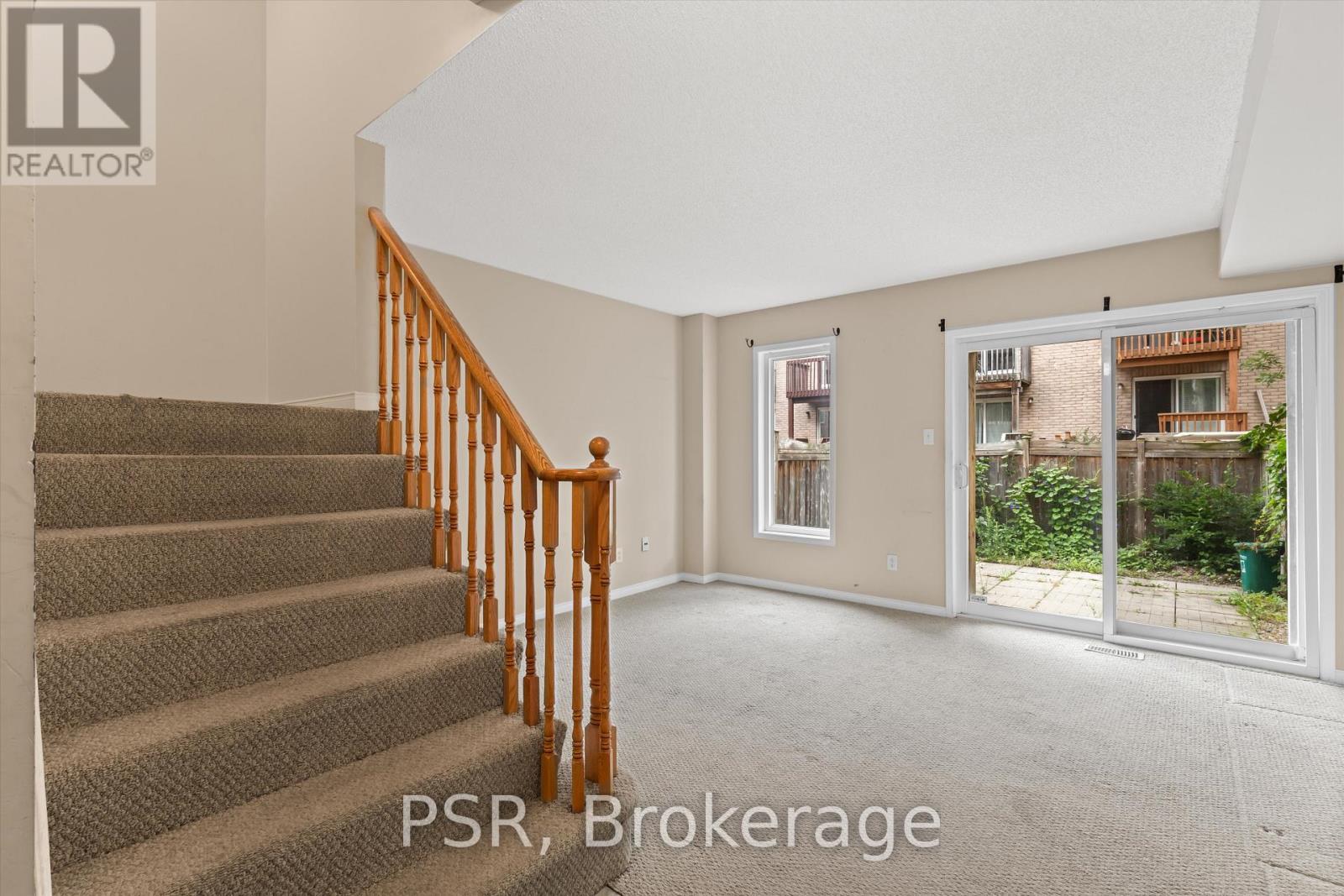Photo 13 of 7125 Chatham Court, Mississauga ON