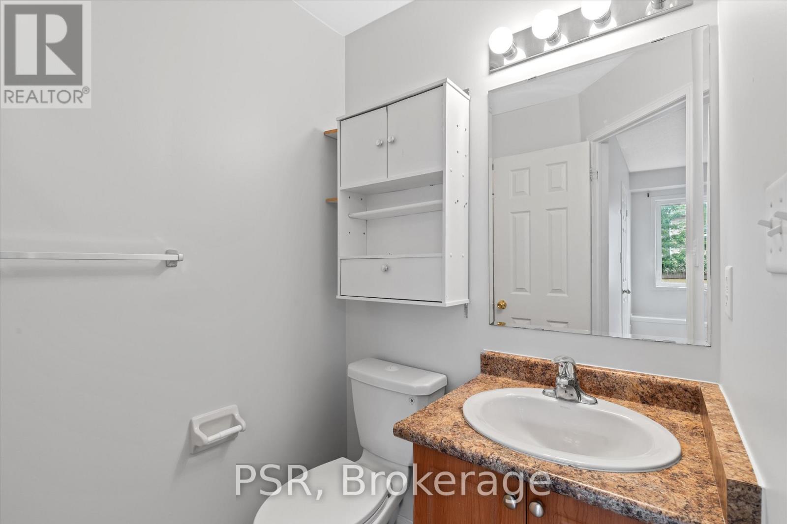 Photo 19 of 7125 Chatham Court, Mississauga ON