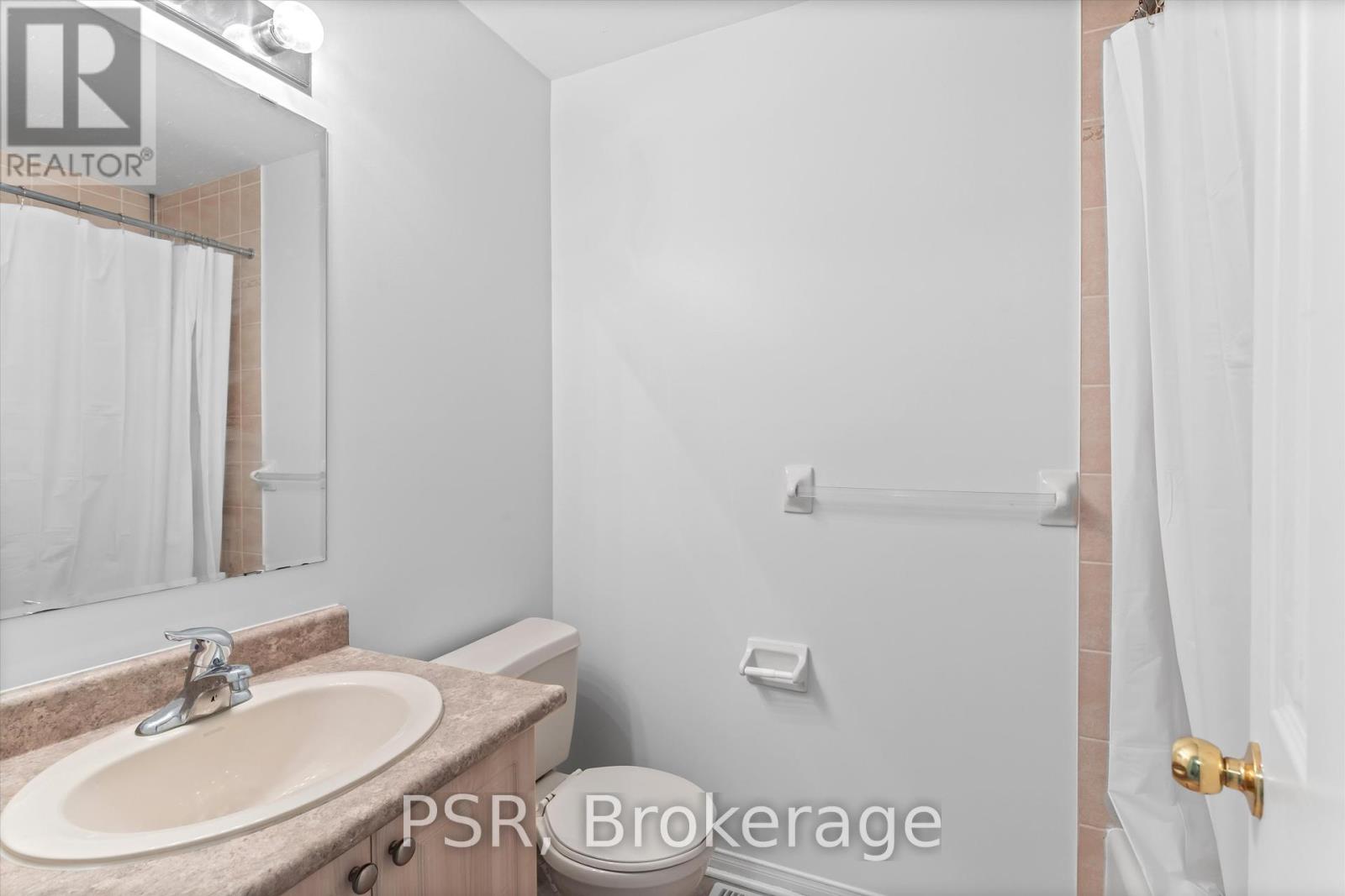 Photo 22 of 7125 Chatham Court, Mississauga ON