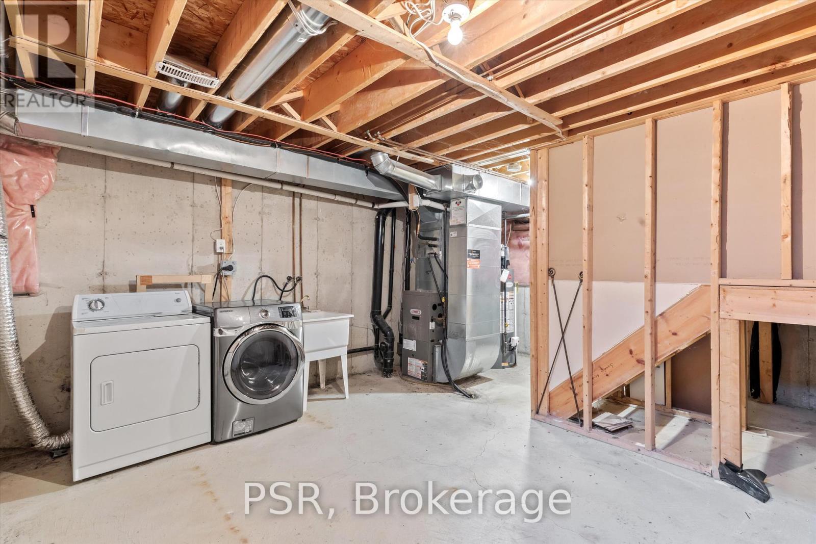 Photo 24 of 7125 Chatham Court, Mississauga ON