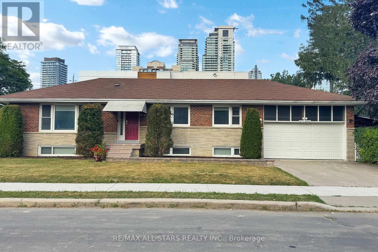 Photo 14 of 105 Betty Ann Drive, Toronto ON