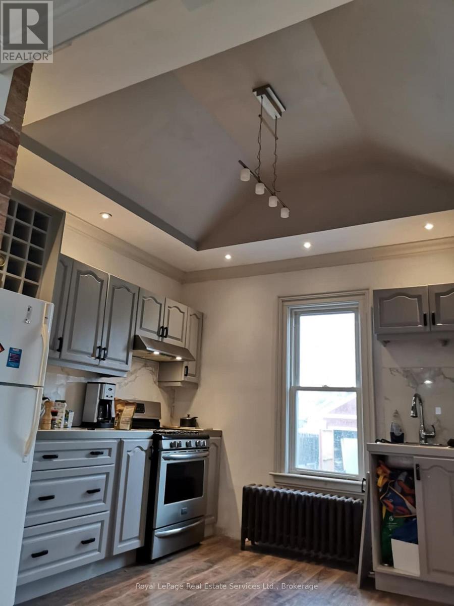 Photo 12 of 25 Isabel Street, Port Colborne ON