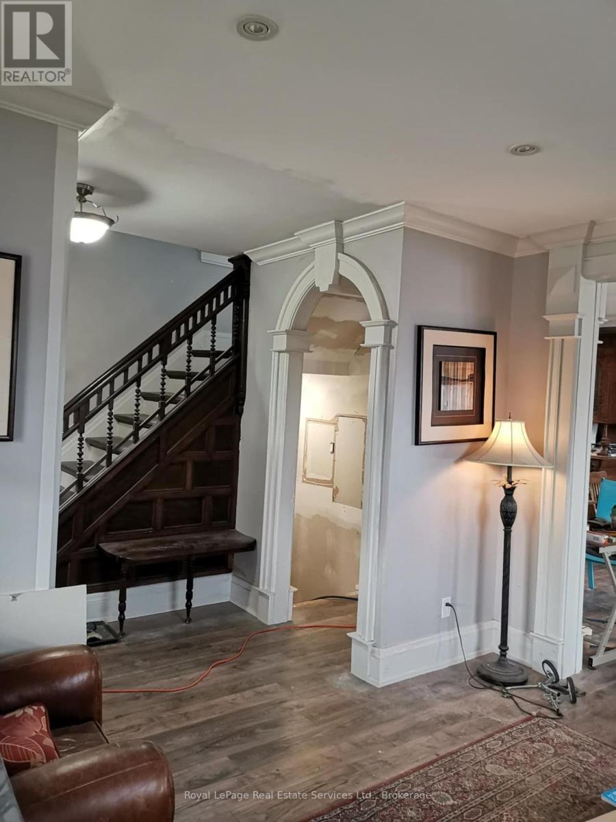 Photo 10 of 25 Isabel Street, Port Colborne ON