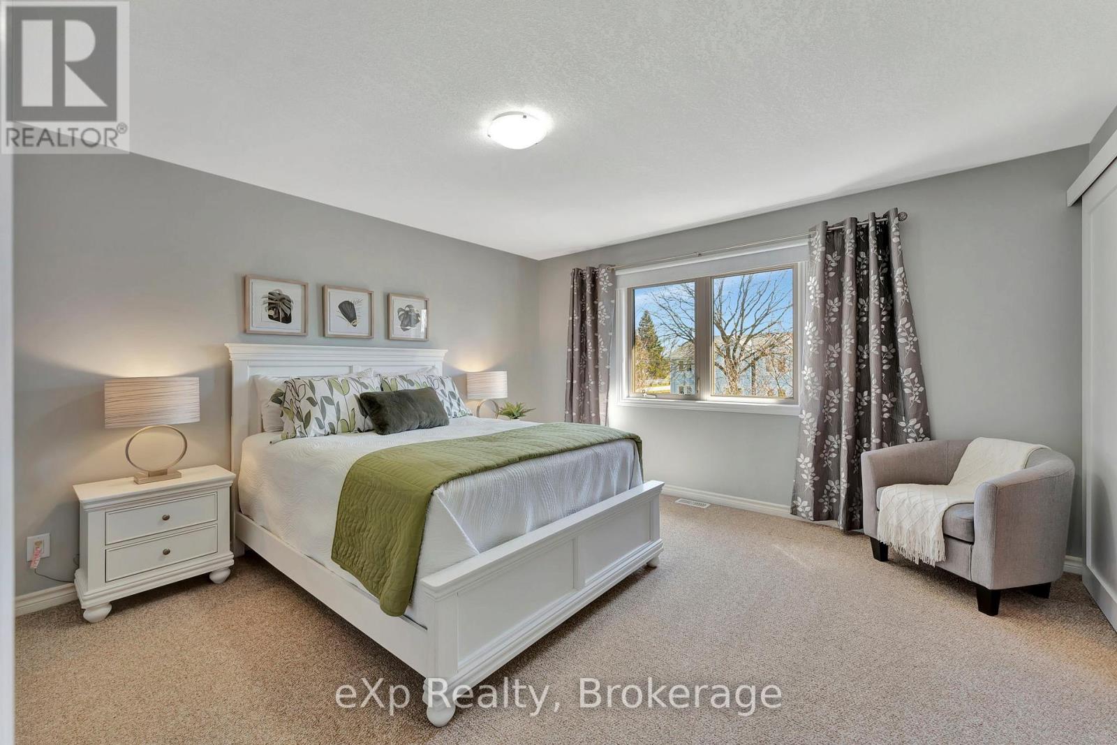 Photo 15 of D 2 12 Brantwood Park Road, Brantford ON