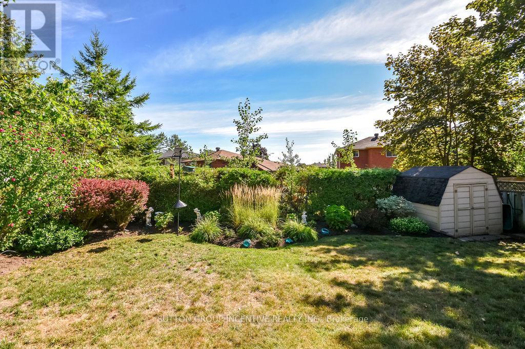 Photo 11 of 17 Kenny Crescent, Barrie ON