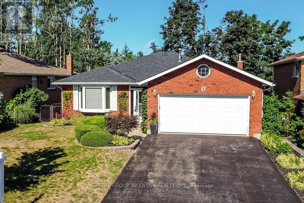 Photo 6 of 17 Kenny Crescent, Barrie ON