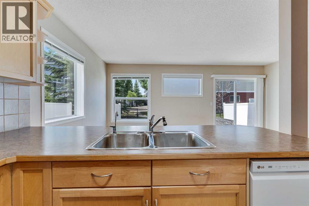 Single Family House for Sale in  Country Village Circle NE Country Hills Village Calgary 