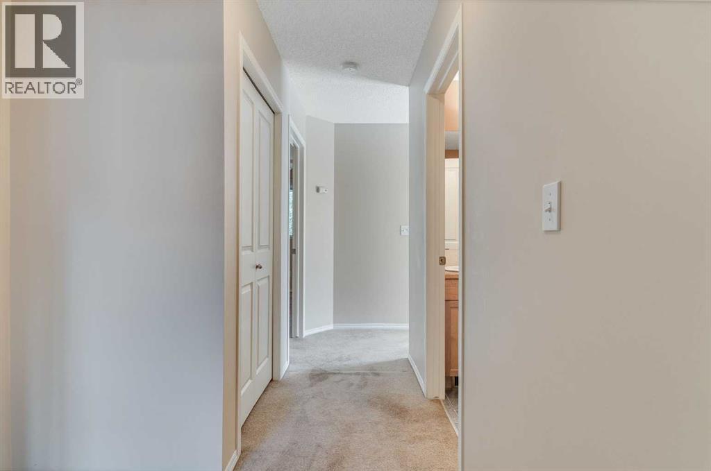 Single Family House for Sale in  Country Village Circle NE Country Hills Village Calgary 
