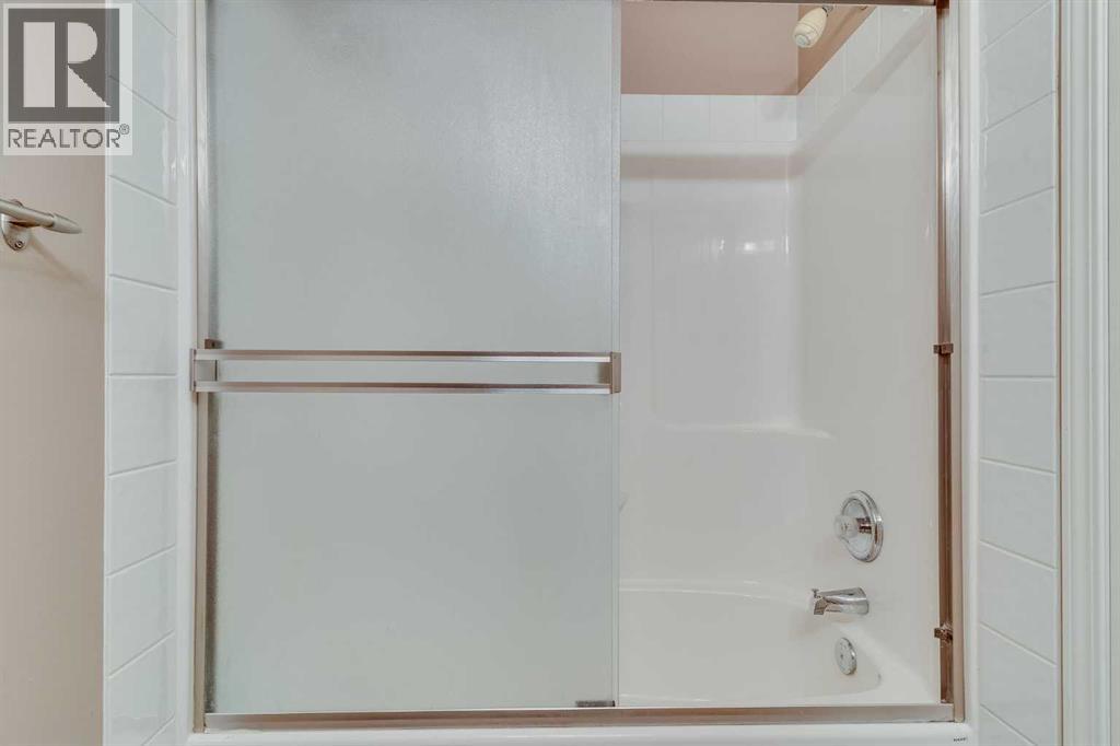 Single Family House for Sale in  Country Village Circle NE Country Hills Village Calgary 