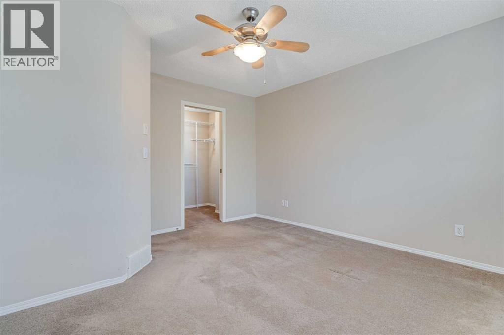 Single Family House for Sale in  Country Village Circle NE Country Hills Village Calgary 