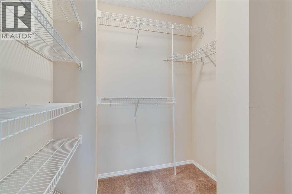 Single Family House for Sale in  Country Village Circle NE Country Hills Village Calgary 