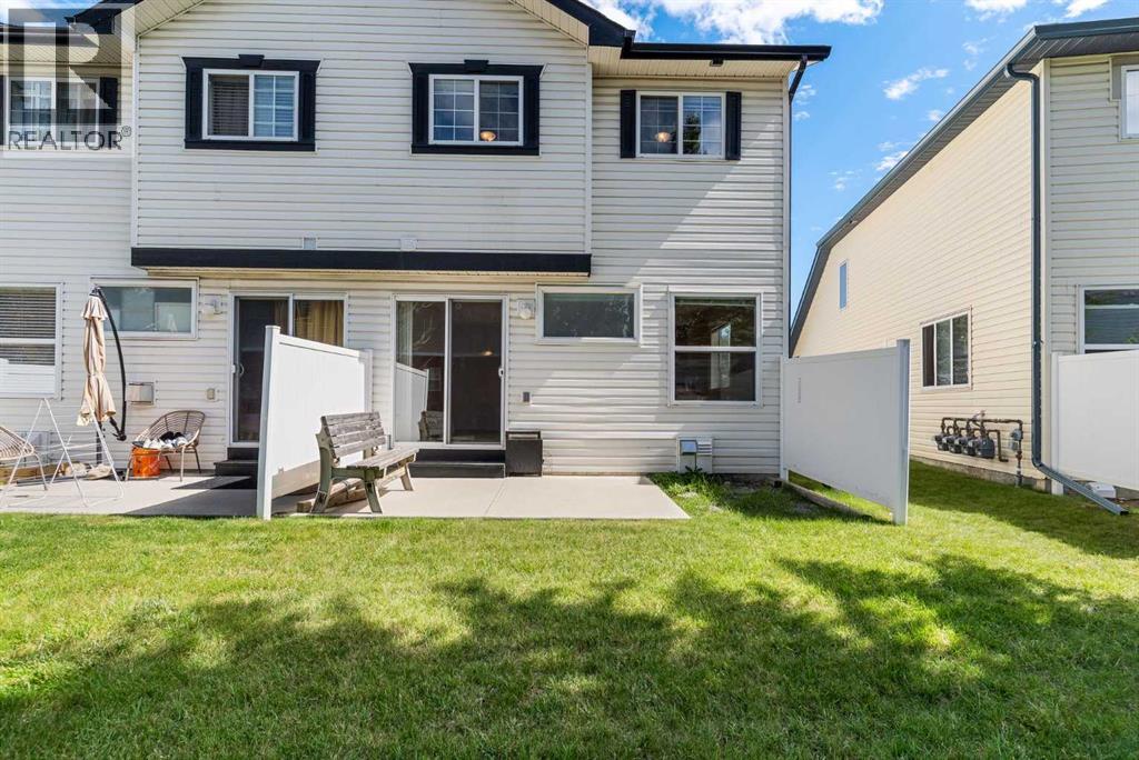 Single Family House for Sale in  Country Village Circle NE Country Hills Village Calgary 