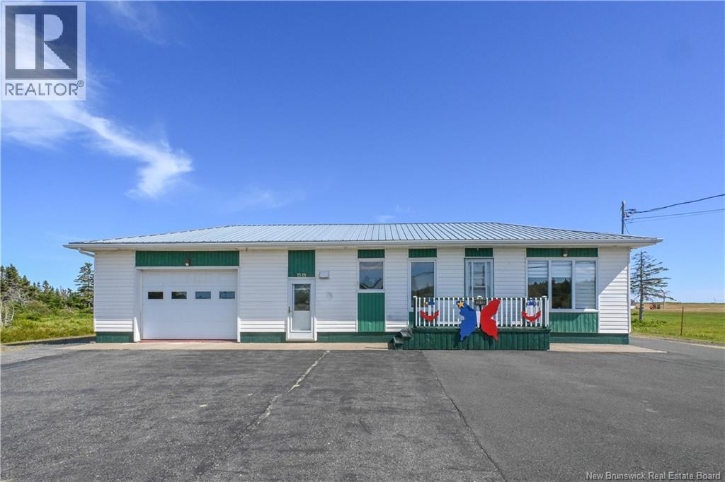 Photo 2 of 1518 De La Mer Boulevard, Saintmariesaintraphael NB