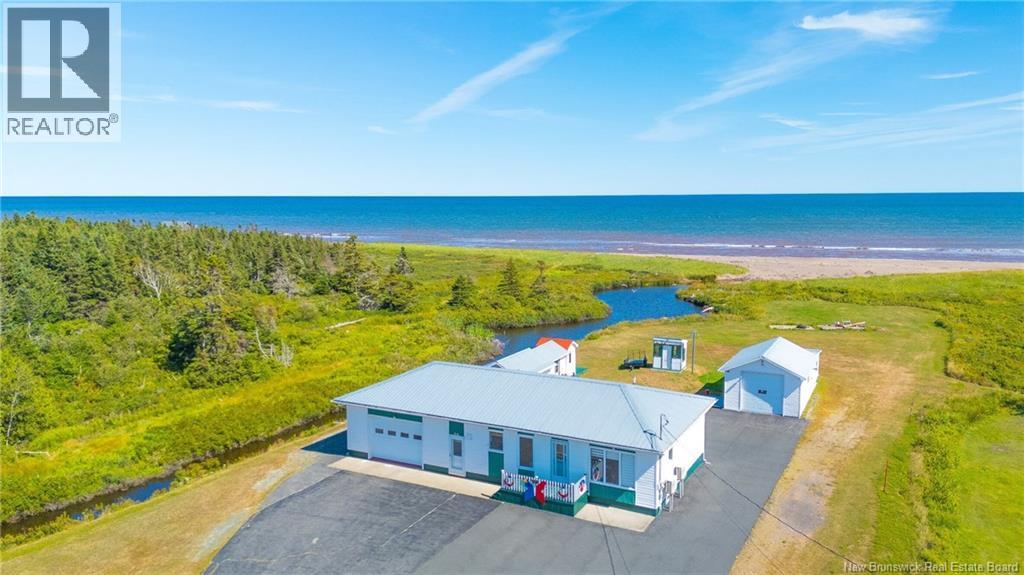 Photo 1 of 1518 De La Mer Boulevard, Saintmariesaintraphael NB