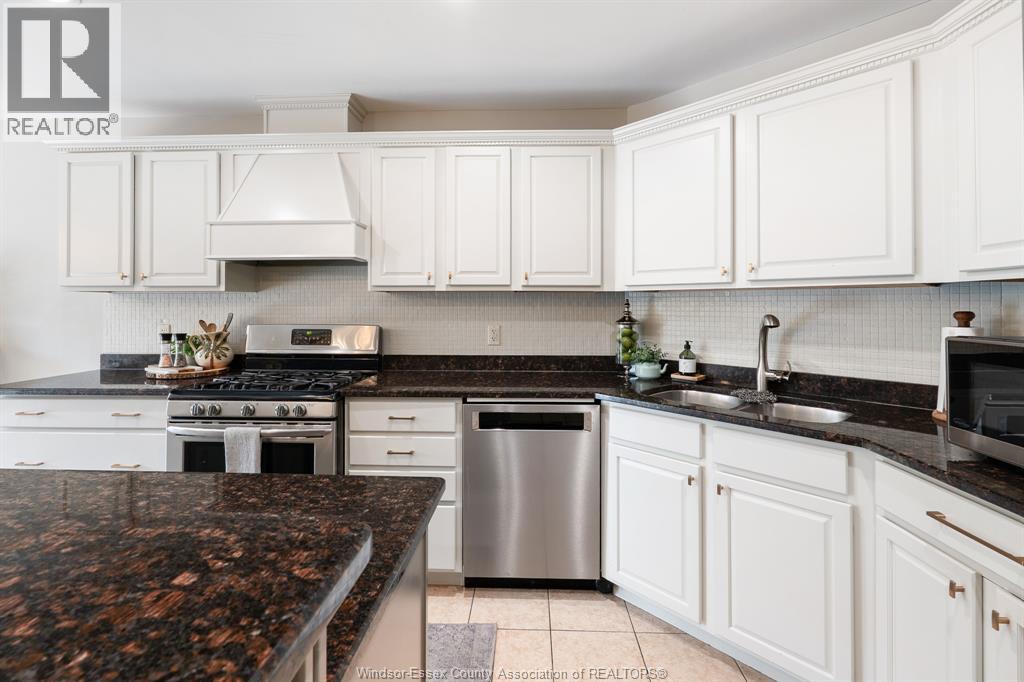 Photo 3 of 1049 Woodland, Lakeshore ON