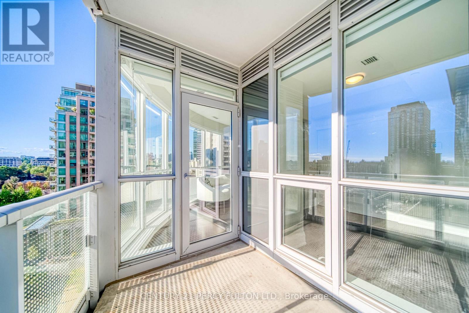 Photo 22 of 904 88 Cumberland Street, Toronto ON