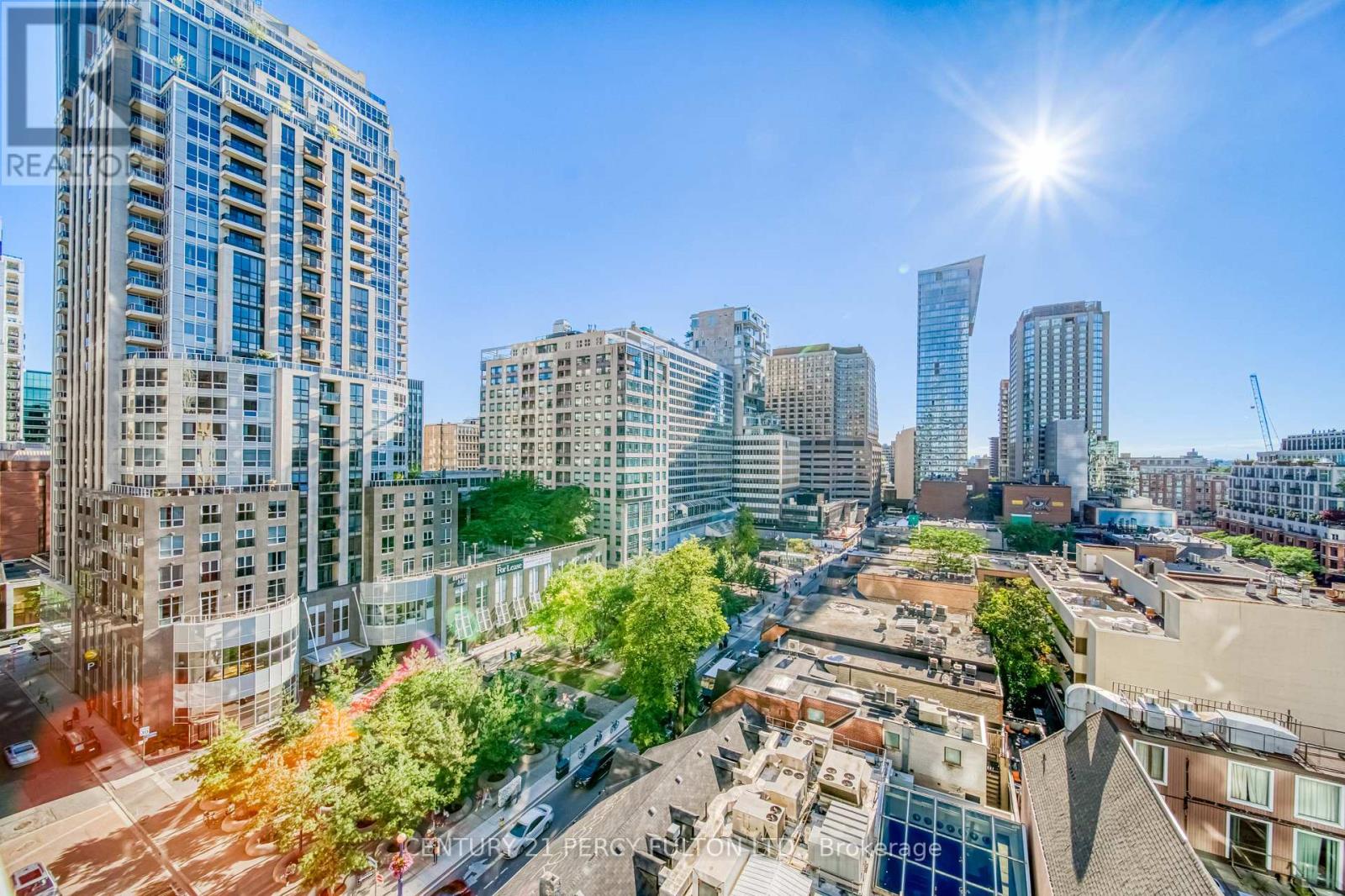 Photo 37 of 904 88 Cumberland Street, Toronto ON