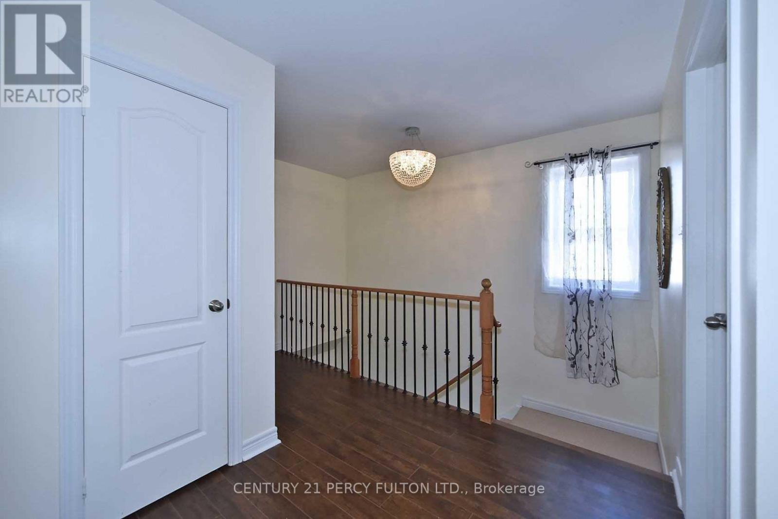 Photo 23 of 65 Aldonschool Court, Ajax ON