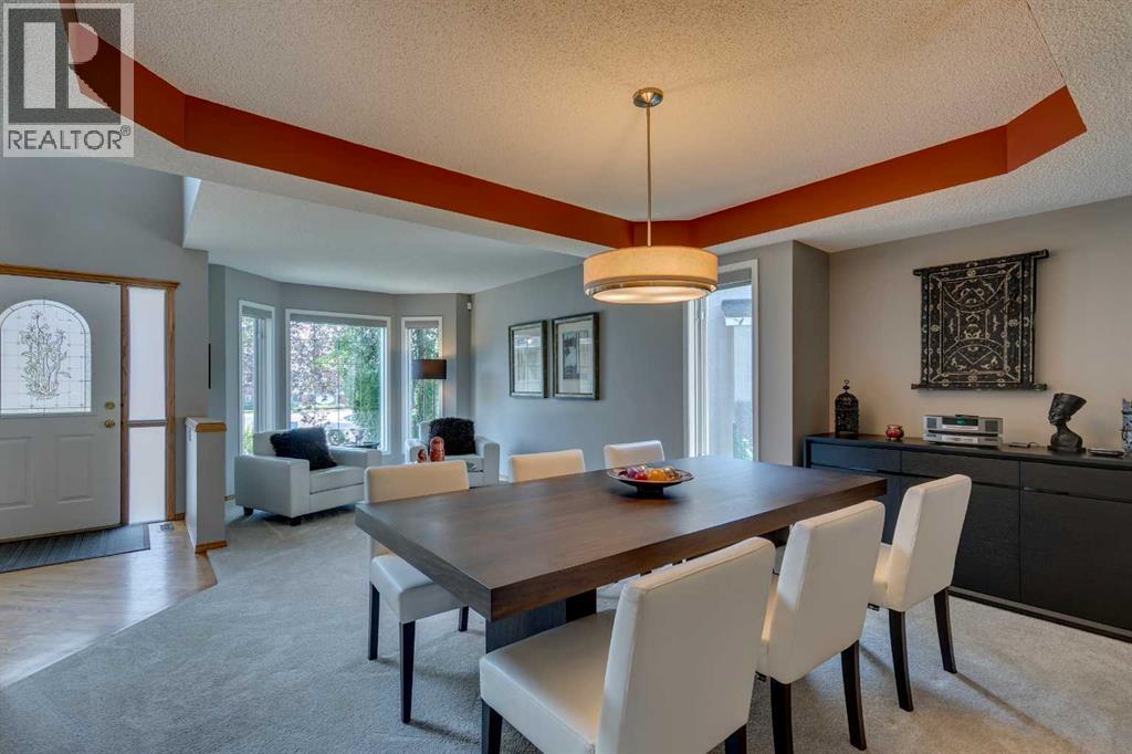 Single Family House for Sale in  Sienna Park Court SW Signal Hill Calgary 