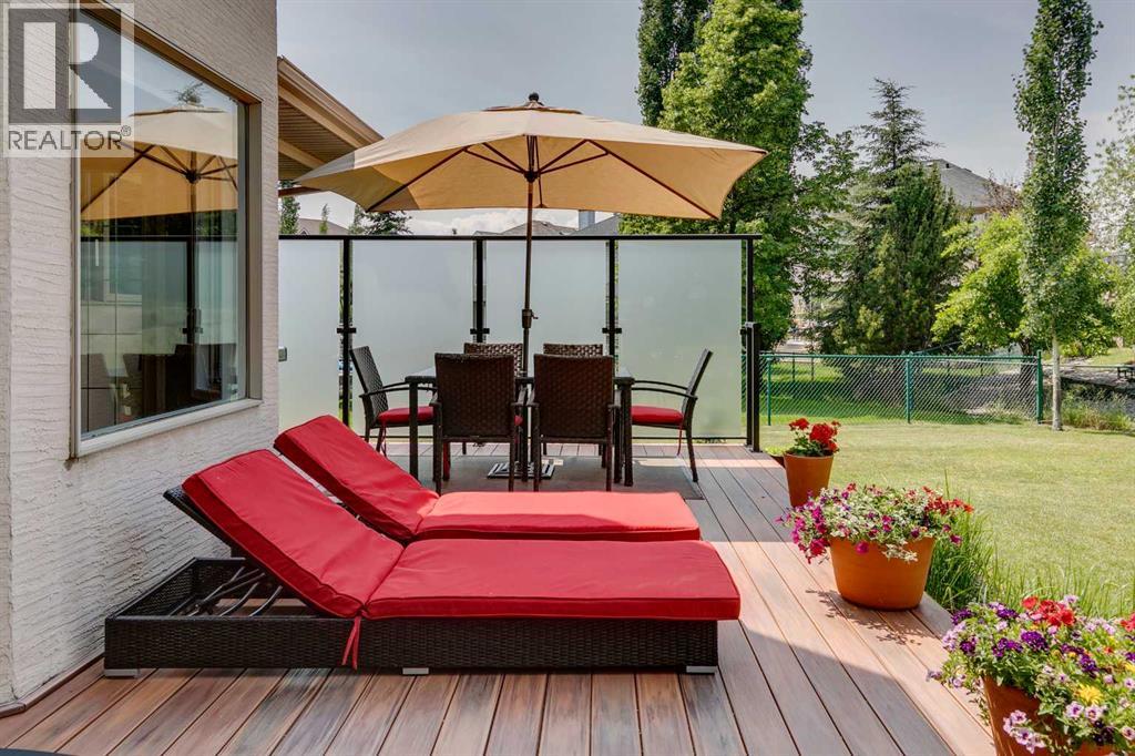 Single Family House for Sale in  Sienna Park Court SW Signal Hill Calgary 