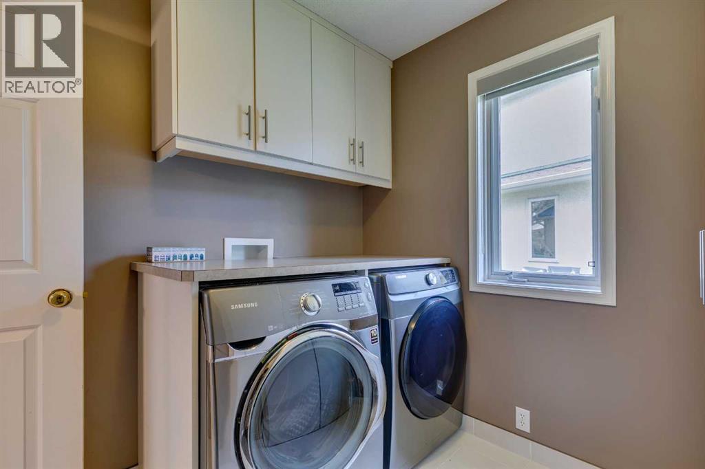 Single Family House for Sale in  Sienna Park Court SW Signal Hill Calgary 