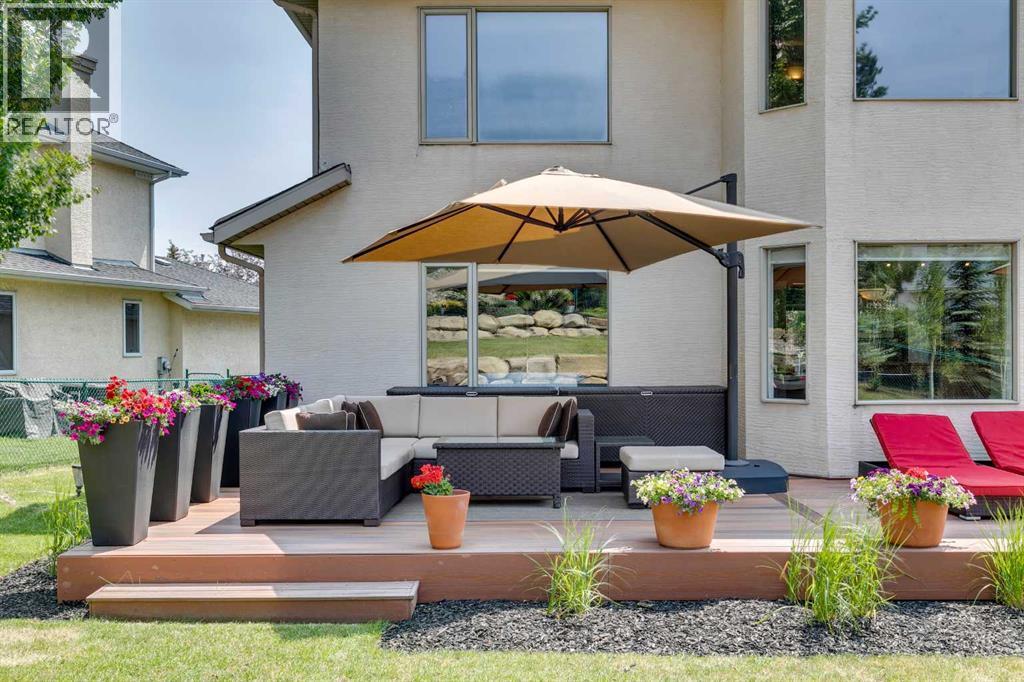 Single Family House for Sale in  Sienna Park Court SW Signal Hill Calgary 