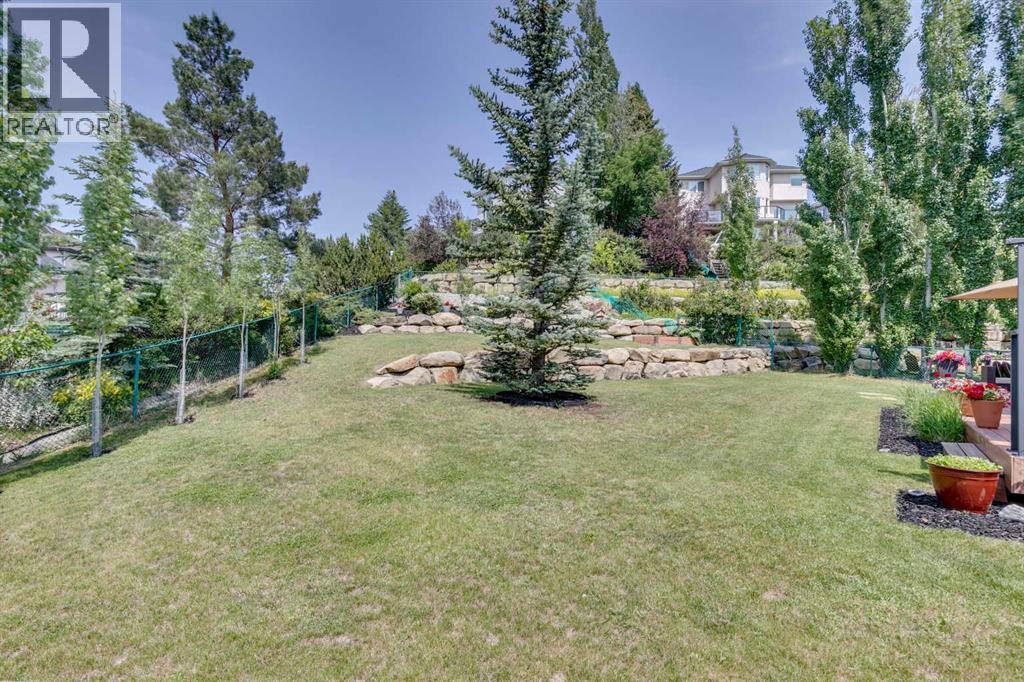 Single Family House for Sale in  Sienna Park Court SW Signal Hill Calgary 