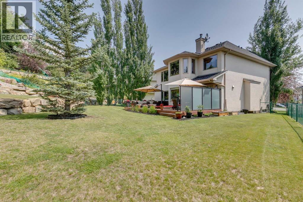 Single Family House for Sale in  Sienna Park Court SW Signal Hill Calgary 
