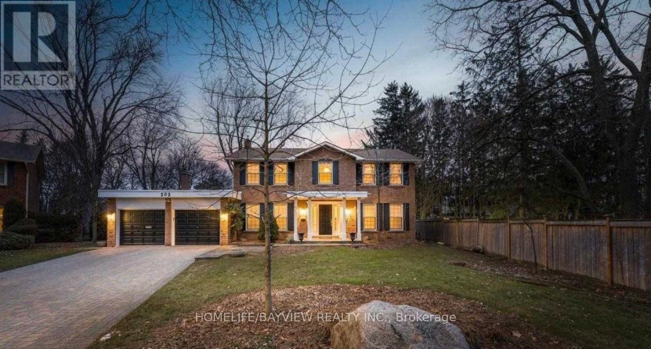 Photo 4 of Basemen 202 Glenada Court, Richmond Hill ON