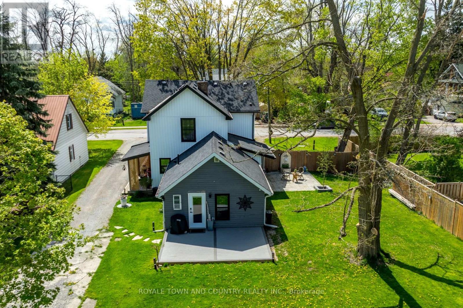 Photo 15 of 10 Queen Street S, Kawartha Lakes ON