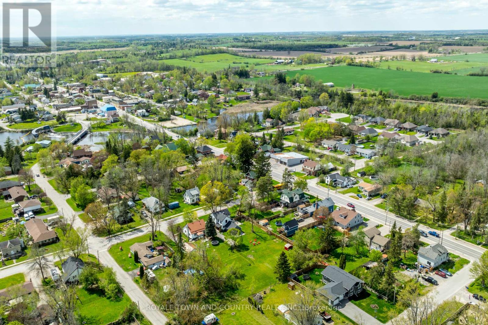 Photo 16 of 10 Queen Street S, Kawartha Lakes ON
