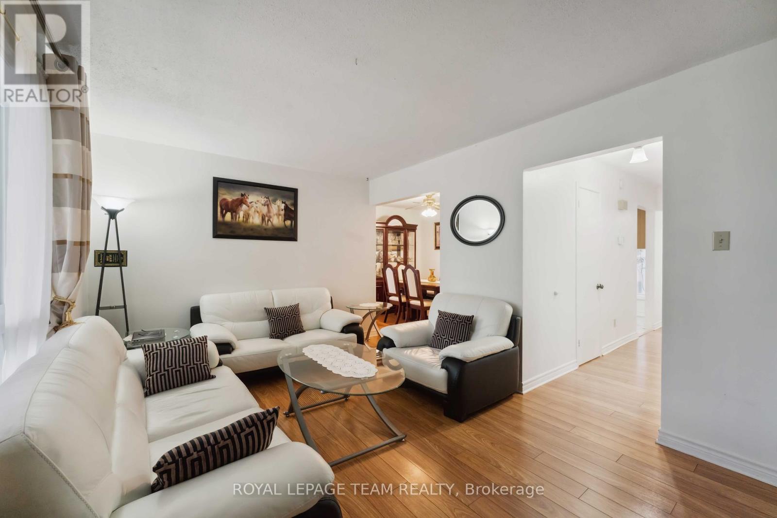 Photo 10 of 6351 St Louis Drive, Ottawa ON