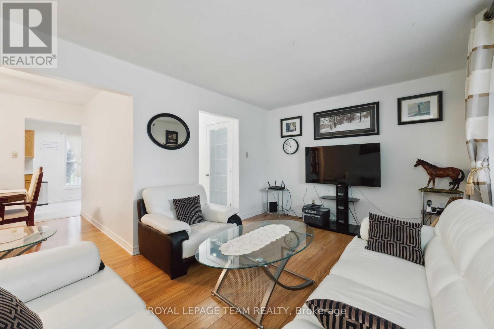 Photo 11 of 6351 St Louis Drive, Ottawa ON