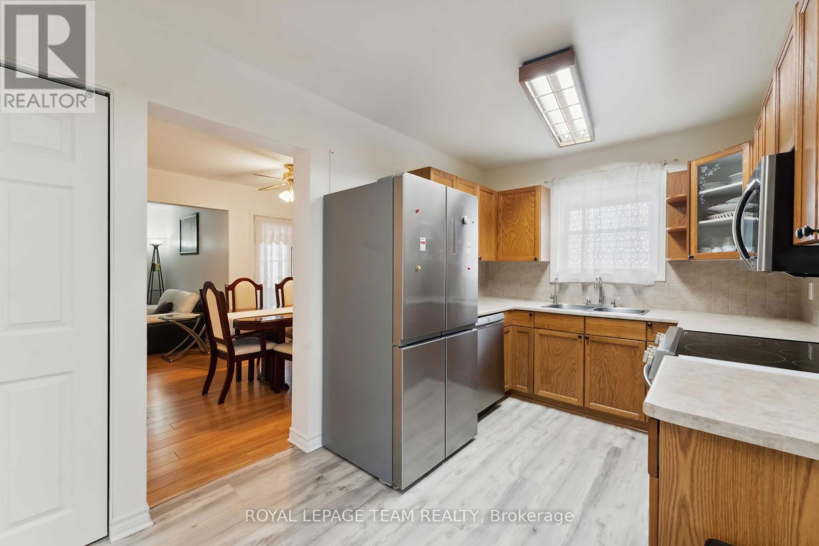 Photo 17 of 6351 St Louis Drive, Ottawa ON