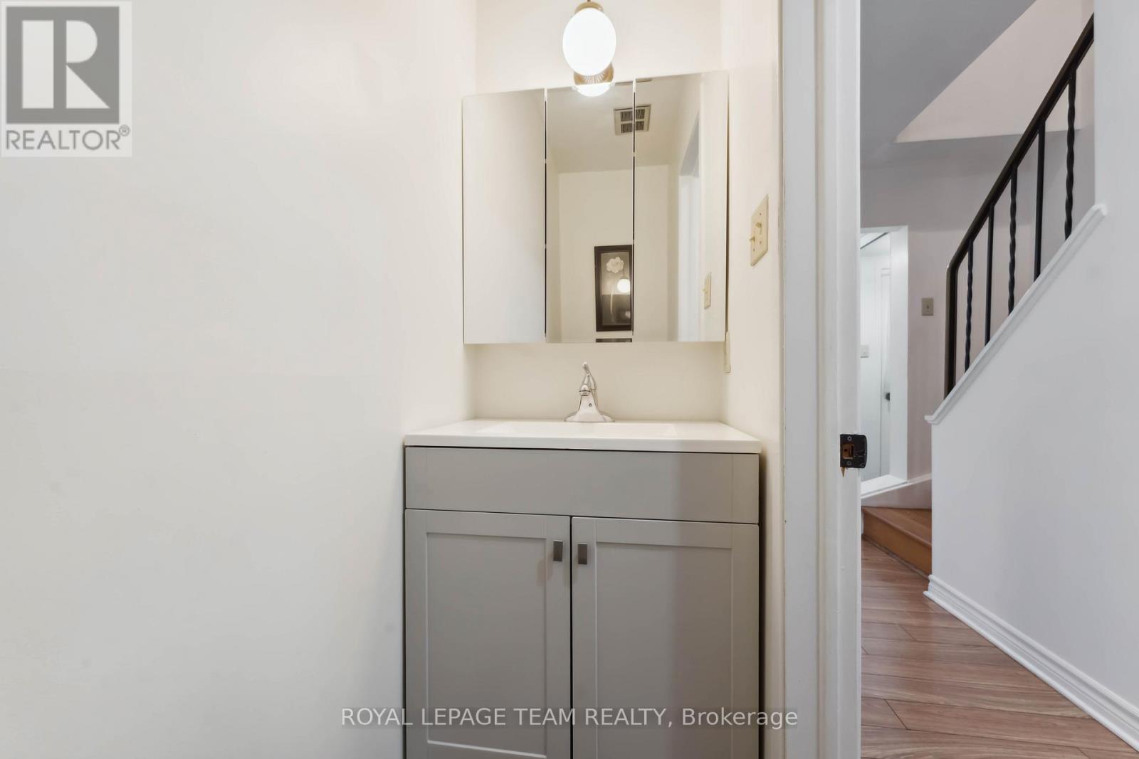 Photo 20 of 6351 St Louis Drive, Ottawa ON