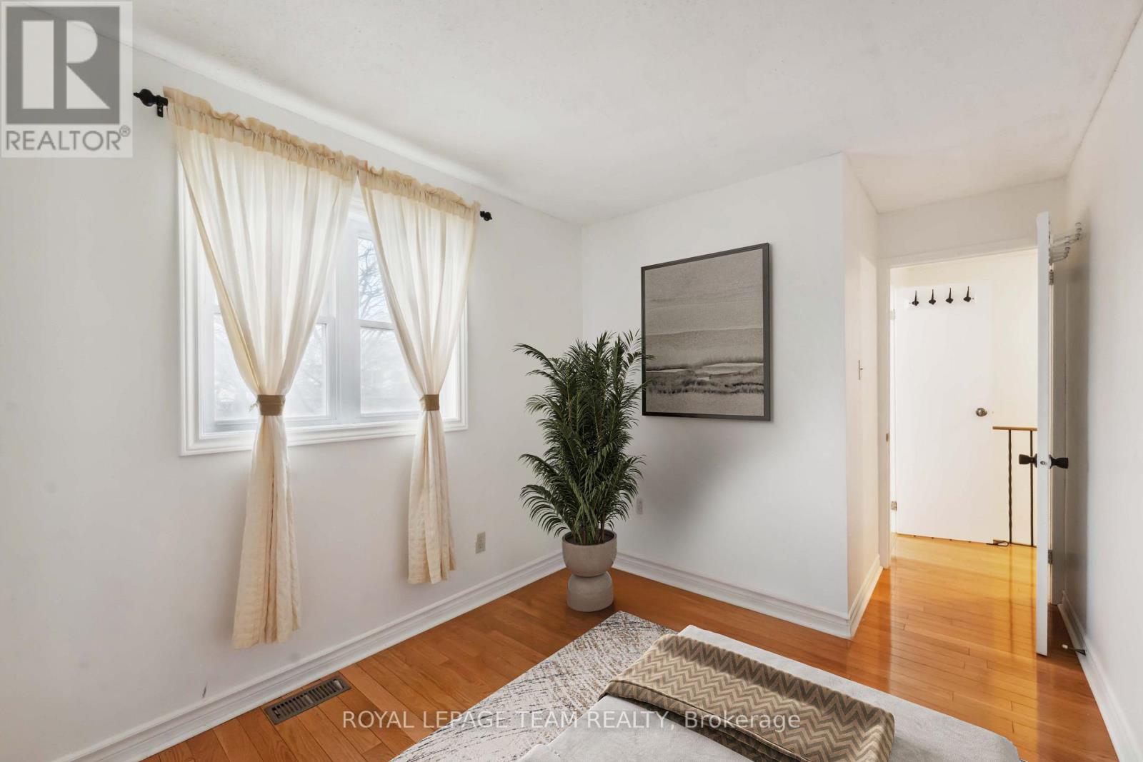 Photo 31 of 6351 St Louis Drive, Ottawa ON