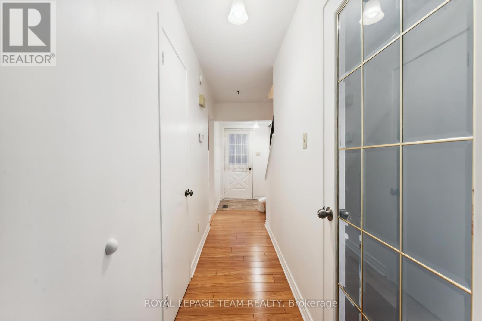 Photo 8 of 6351 St Louis Drive, Ottawa ON