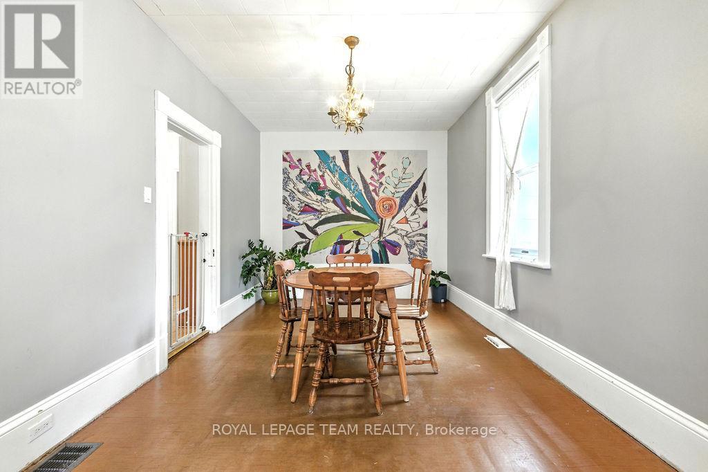 Photo 19 of 191 Dalkeith Street, Mississippi Mills ON
