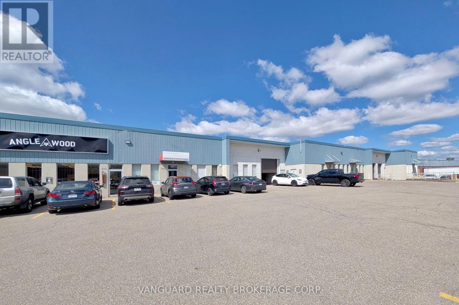 Photo 17 of 820 Flint Road, Toronto ON