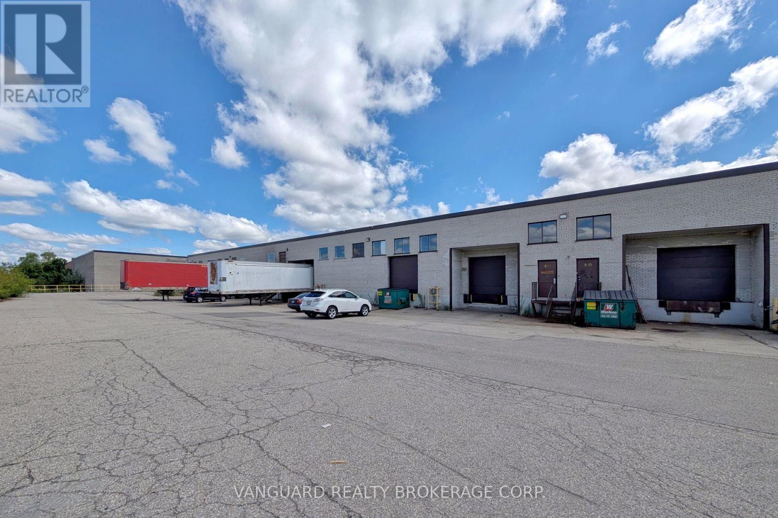 Photo 33 of 820 Flint Road, Toronto ON